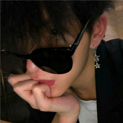 奇葩头像男生搞怪图片