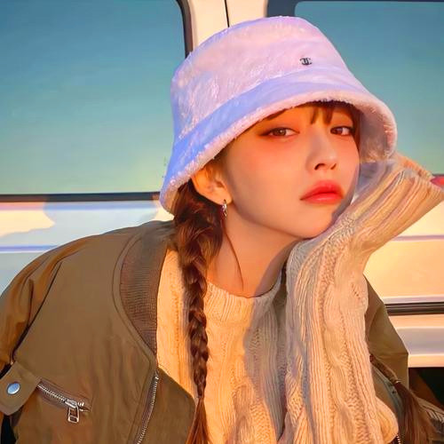 女人最适合的抖音头像图片