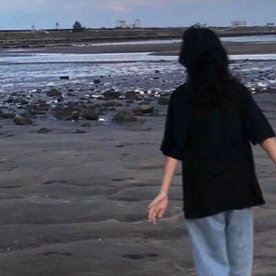女生背影图片头像