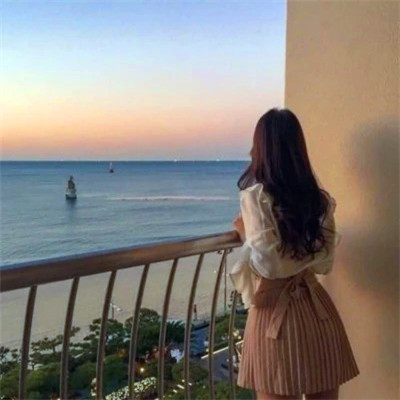 女生背影图片头像
