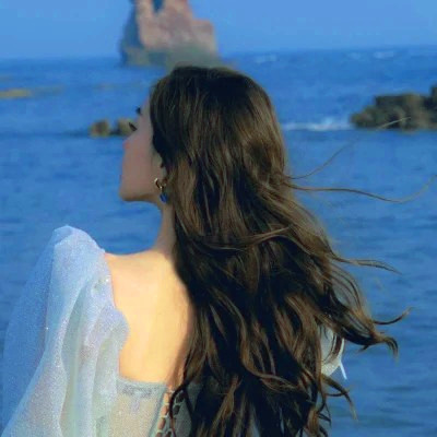 女生背影图片头像