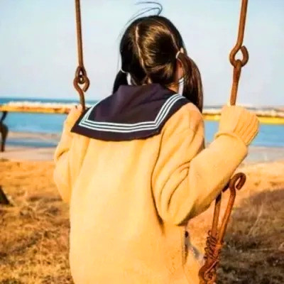女生背影图片头像