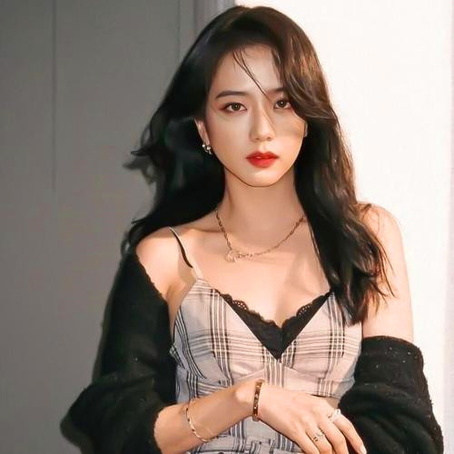 2025伤感头像图片