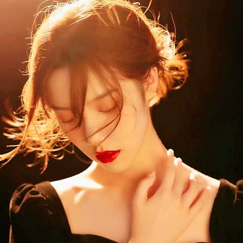 2025伤感头像图片