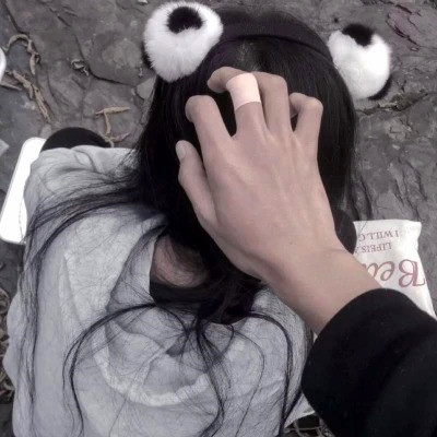 情侣cp情头一左一右真人