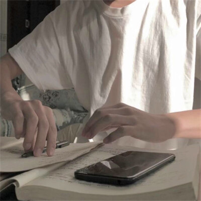 情侣cp情头一左一右真人