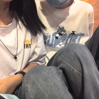 情侣cp情头一左一右真人