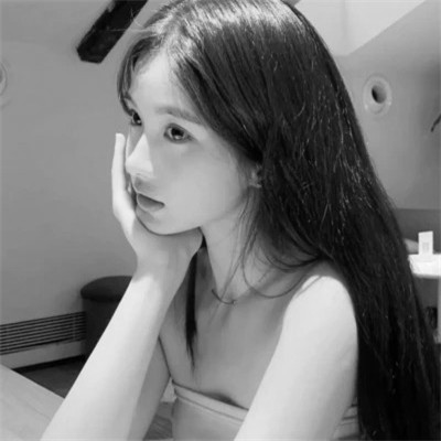 微信头像美女黑白系列图片