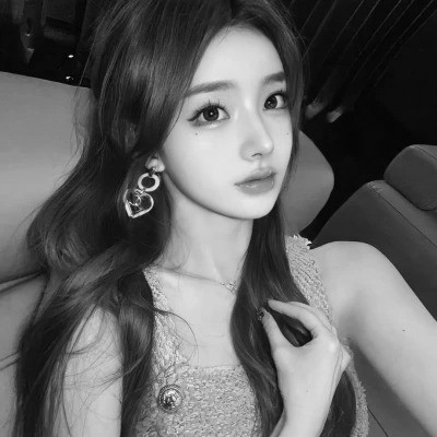 微信头像美女黑白系列图片