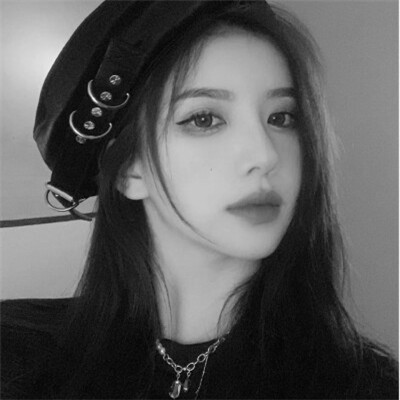微信头像美女黑白系列图片
