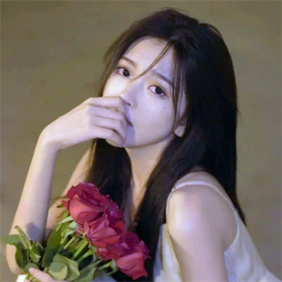图片2025新图片唯美高清美女头像