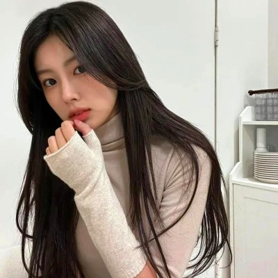 图片2025新图片唯美高清美女头像