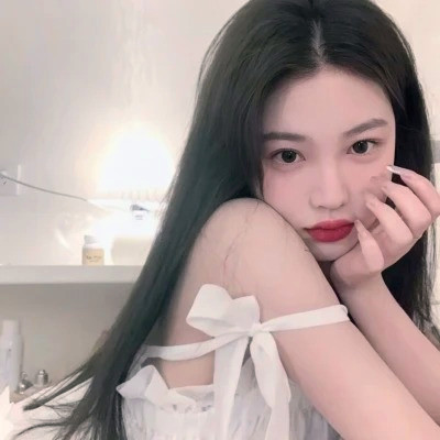 图片2025新图片唯美高清美女头像