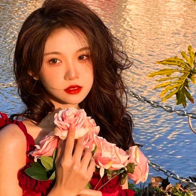 图片2025新图片唯美高清美女头像