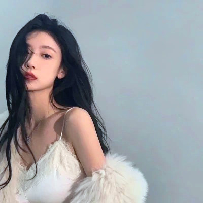 图片2025新图片唯美高清美女头像