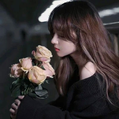 图片2025新图片唯美高清美女头像