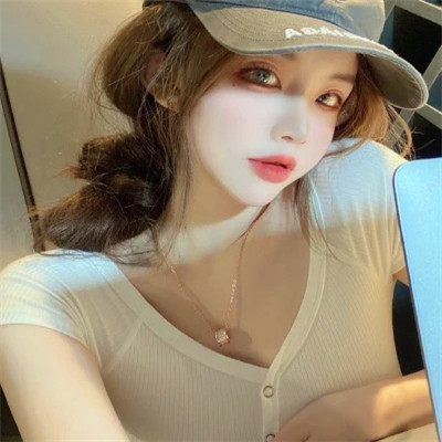 图片2025新图片唯美高清美女头像