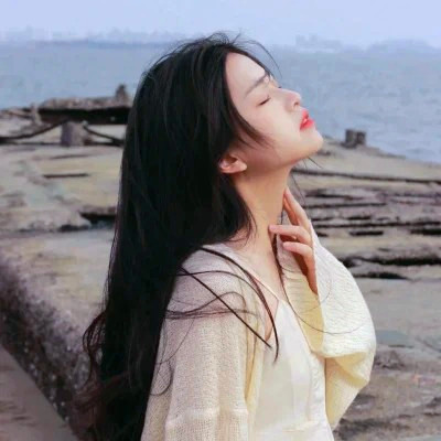精致绝美好看的女生头像图片