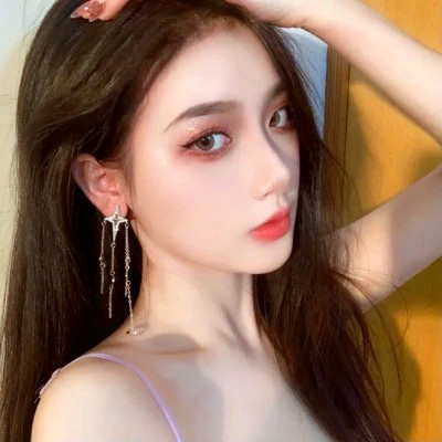 精致绝美好看的女生头像图片