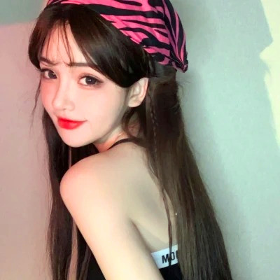 精致绝美好看的女生头像图片