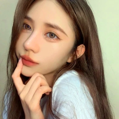 精致绝美好看的女生头像图片