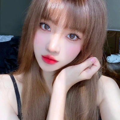 精致绝美好看的女生头像图片
