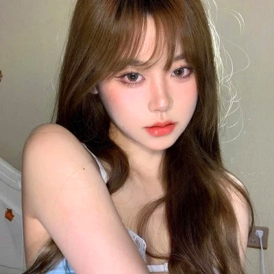 精致绝美好看的女生头像图片