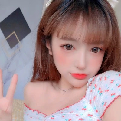 精致绝美好看的女生头像图片