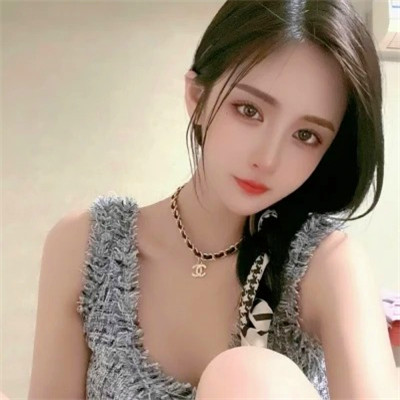 精致绝美好看的女生头像图片