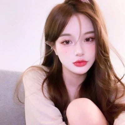 精致绝美好看的女生头像图片