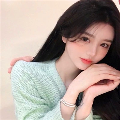 精致绝美好看的女生头像图片