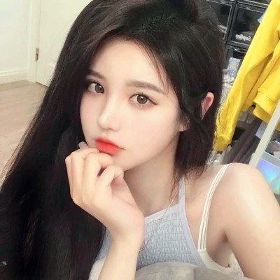 精致绝美好看的女生头像图片