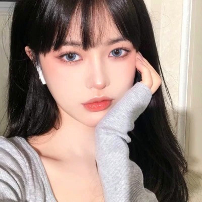 精致绝美好看的女生头像图片