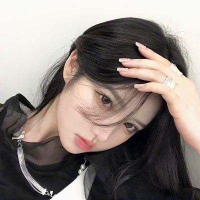 精致绝美好看的女生头像图片