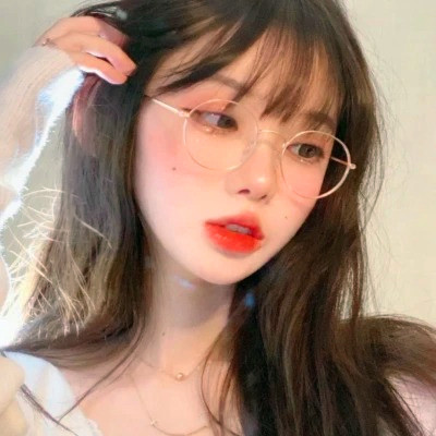 精致绝美好看的女生头像图片