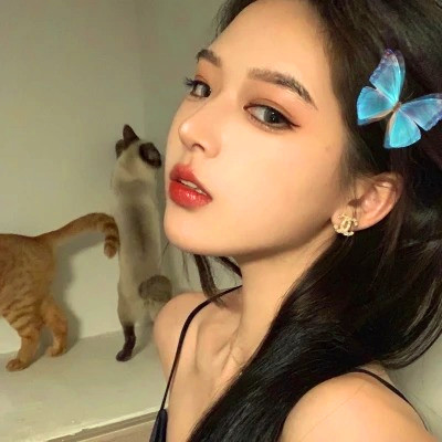 精致绝美好看的女生头像图片