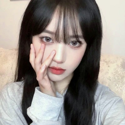 精致绝美好看的女生头像图片