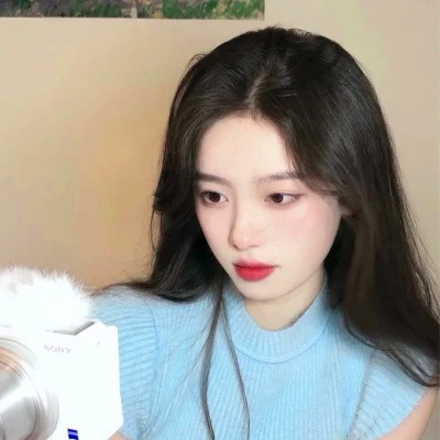 精致绝美好看的女生头像图片