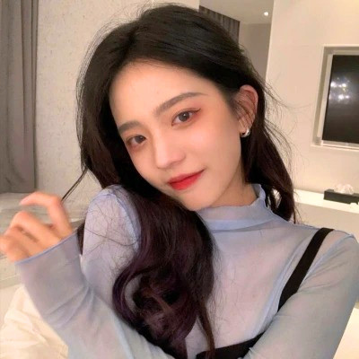 精致绝美好看的女生头像图片