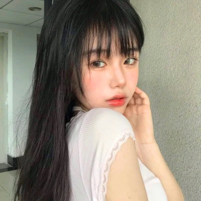 精致绝美好看的女生头像图片