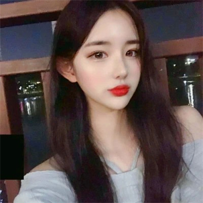 精致绝美好看的女生头像图片