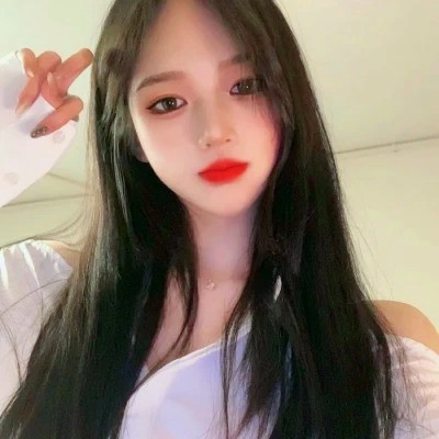 精致绝美好看的女生头像图片