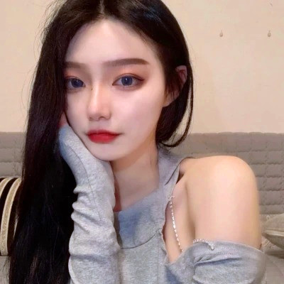 精致绝美好看的女生头像图片