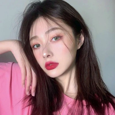 精致绝美好看的女生头像图片