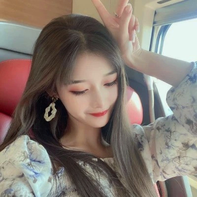 精致绝美好看的女生头像图片