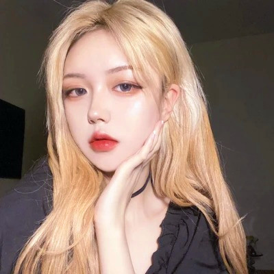 精致绝美好看的女生头像图片