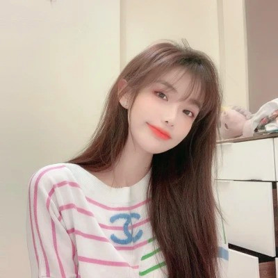 精致绝美好看的女生头像图片