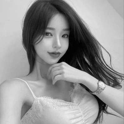 超好看的黑白头像女生高清图片