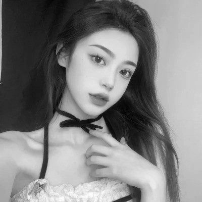 超好看的黑白头像女生高清图片