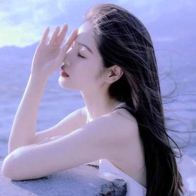 2025美女头像图片